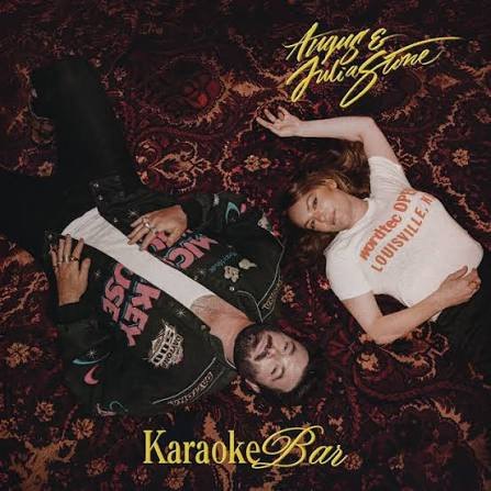 KARAOKE BAR STONE ANGUS & JULIA