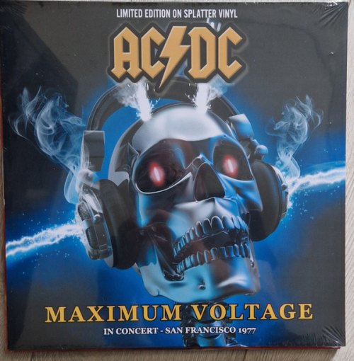 MAXIMUM VOLTAGE - IN CONCERT - SAN FRANCISCO '77 AC/DC